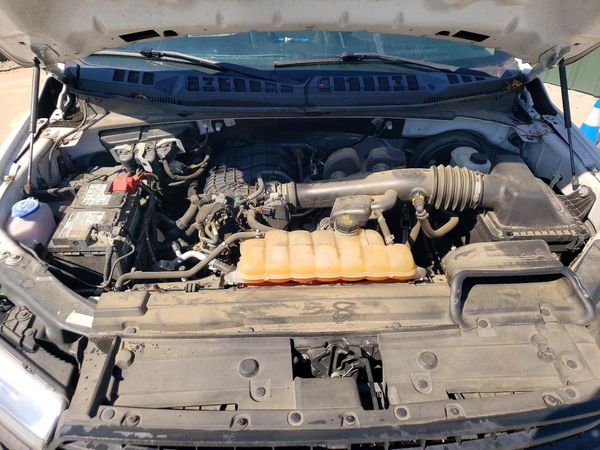 2019 FORD F150 — Engine bay