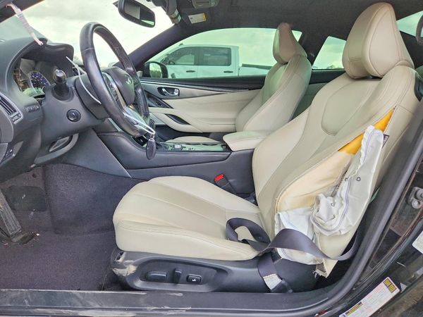 2018 INFINITI Q60 — DENT