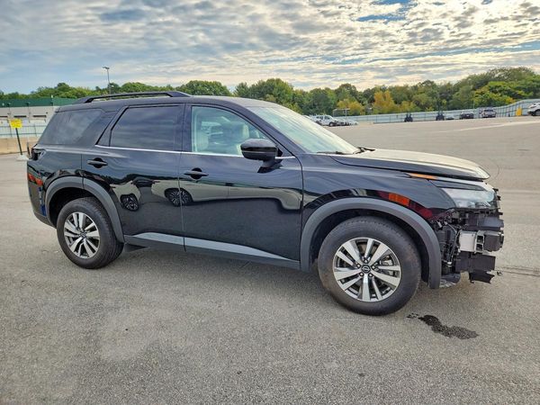 2026 NISSAN PATHFINDER SL — Passenger 3/4
