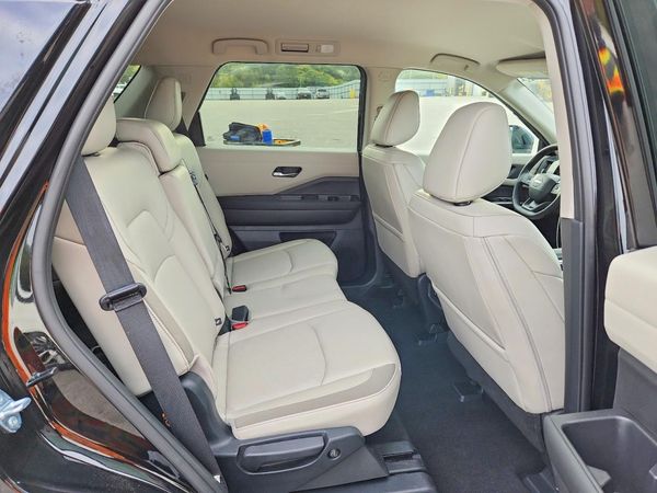 2026 NISSAN PATHFINDER SL — PSRS