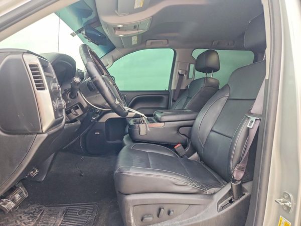 2017 CHEVROLET SILVERADO LT — DENT