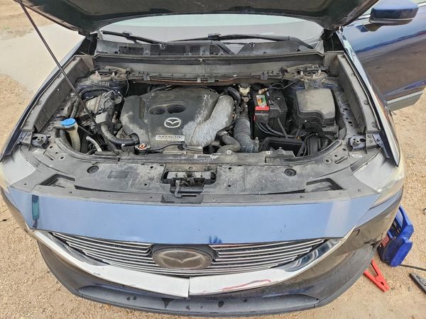 2018 MAZDA CX-9 Touring — Engine bay