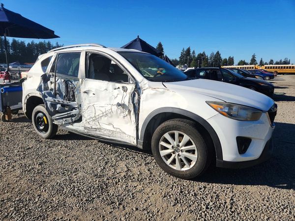 2014 MAZDA CX-5 Touring/GS — Passenger 3/4
