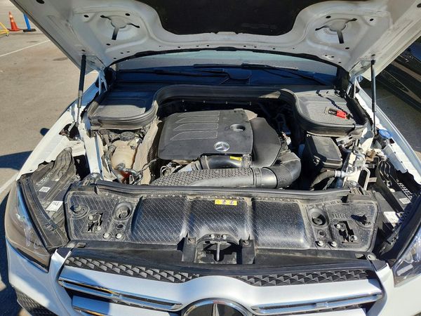 2021 MERCEDES-BENZ GLE-CLASS GLE350 — Engine bay