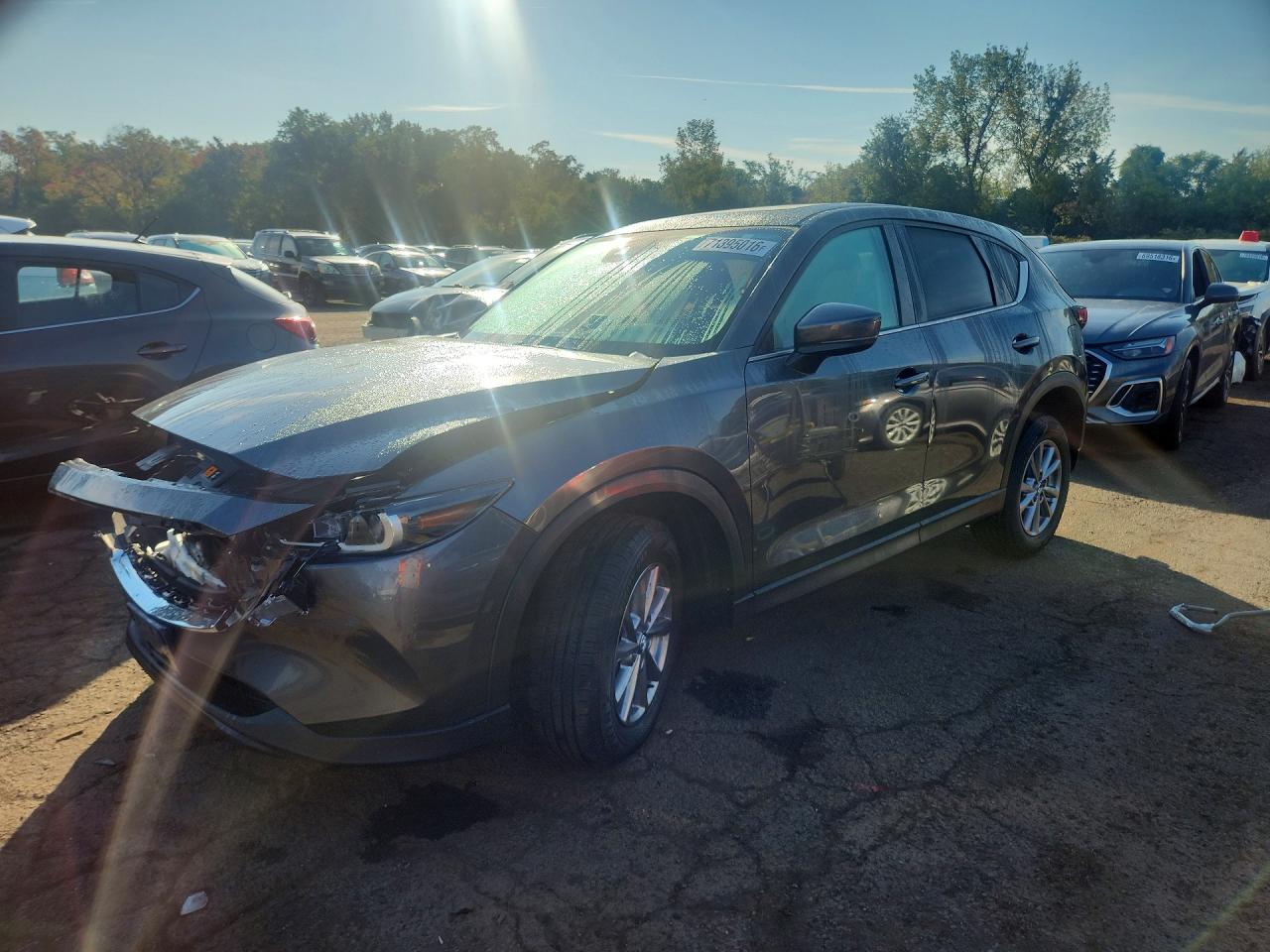 2023 MAZDA CX-5 Preferred Package — Front 3/4
