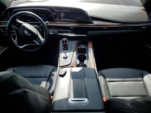 2024 CADILLAC ESCALADE Luxury — CKPT