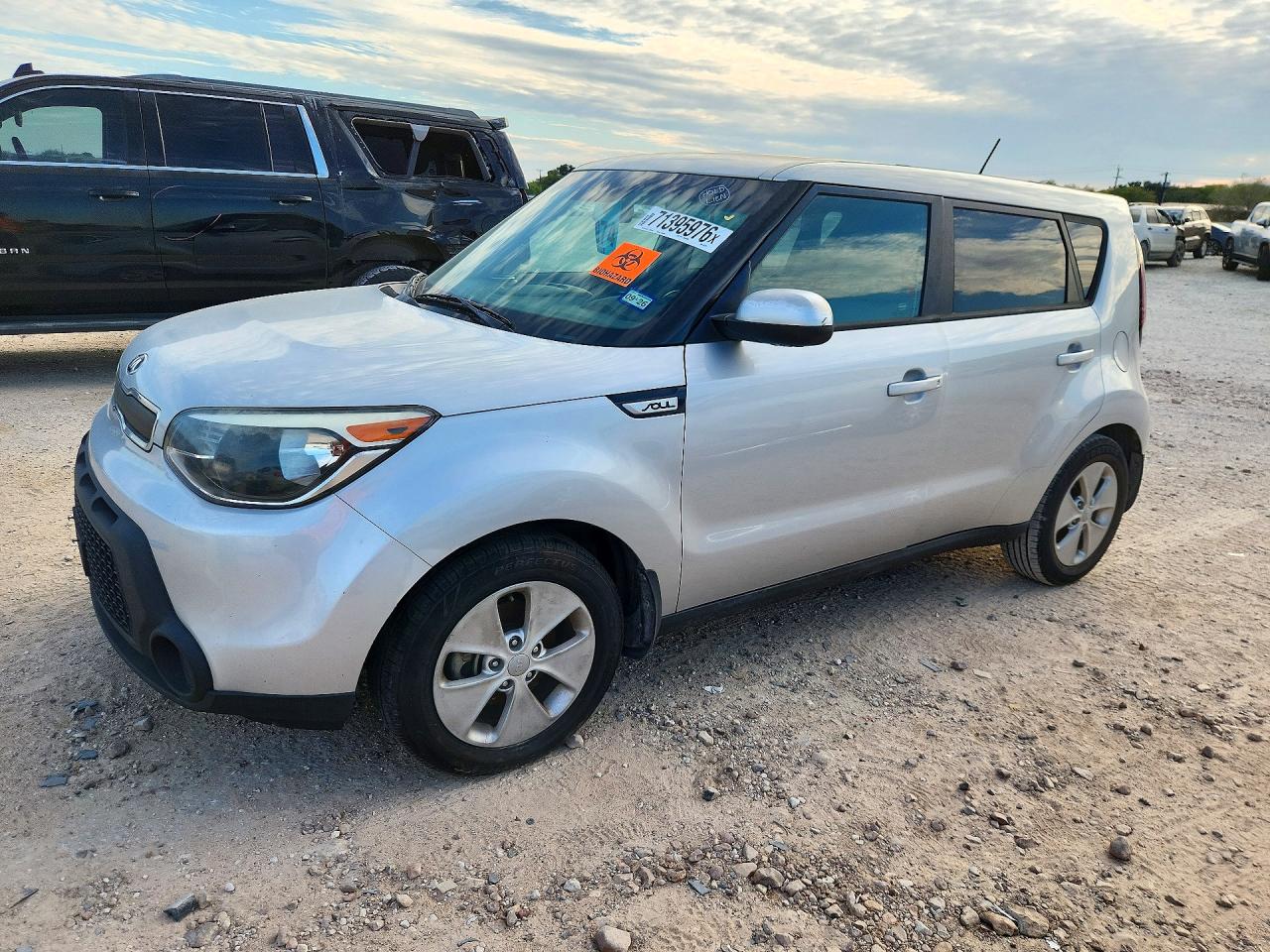 2016 KIA SOUL Plus — Front 3/4