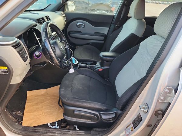2016 KIA SOUL Plus — DENT