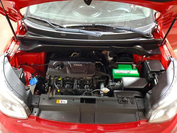 2019 KIA SOUL Base — Engine bay