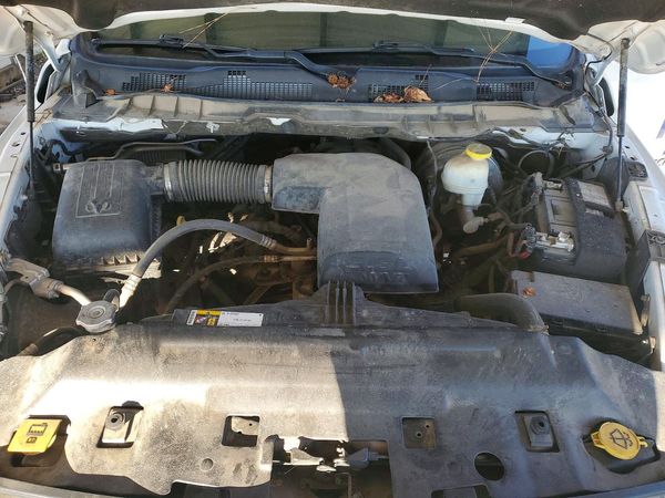 2022 RAM 1500 CLASSIC Tradesman — Engine bay