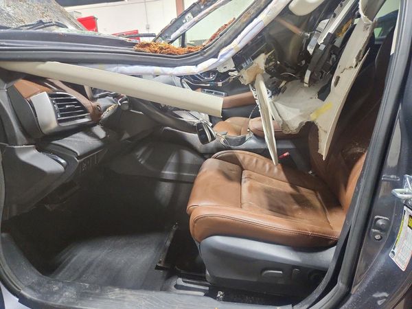 2022 SUBARU OUTBACK Touring — DENT