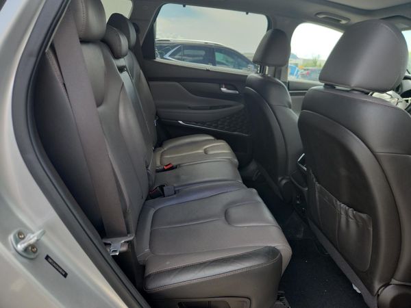 2019 HYUNDAI SANTA FE Limited, Ultimate
