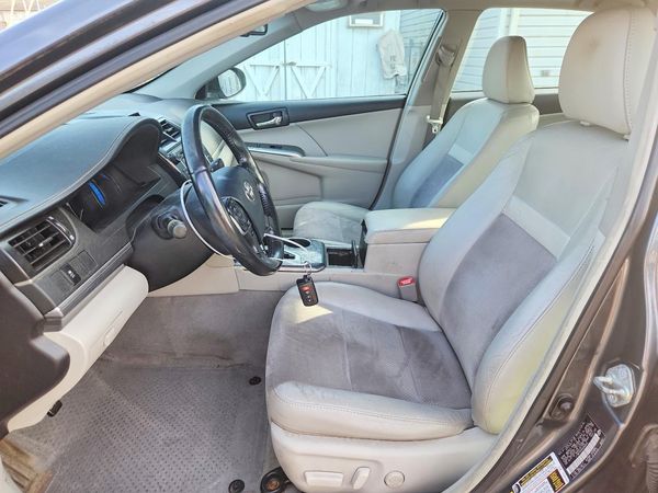 2012 TOYOTA CAMRY Hybrid — DENT