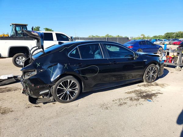 2018 TOYOTA CAMRY SE/XLE Hybrid — PSRA