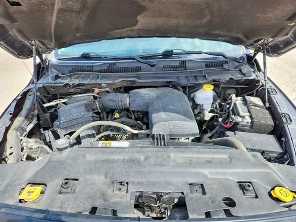 2022 RAM 1500 CLASSIC Tradesman — Engine bay