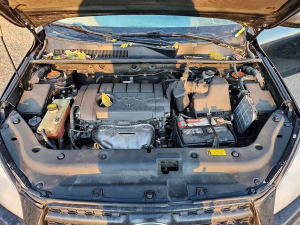 2012 TOYOTA RAV4 Standard — Engine bay