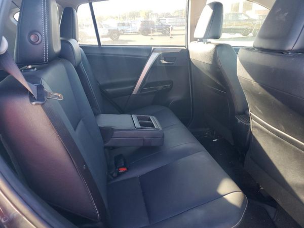 2018 TOYOTA RAV4 Ltd — PSRS