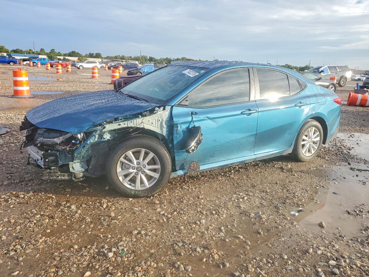 2026 TOYOTA CAMRY — Front 3/4