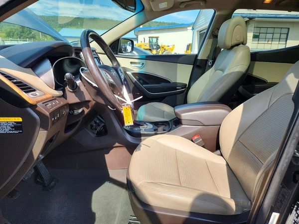 2015 HYUNDAI SANTA FE GLS — DENT