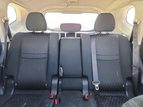 2018 NISSAN ROGUE — SUVN