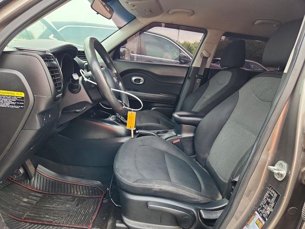 2019 KIA SOUL Plus — DENT