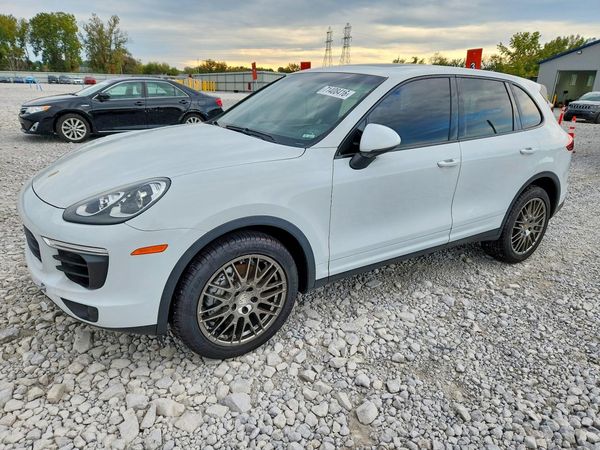 2016 PORSCHE CAYENNE — Front 3/4