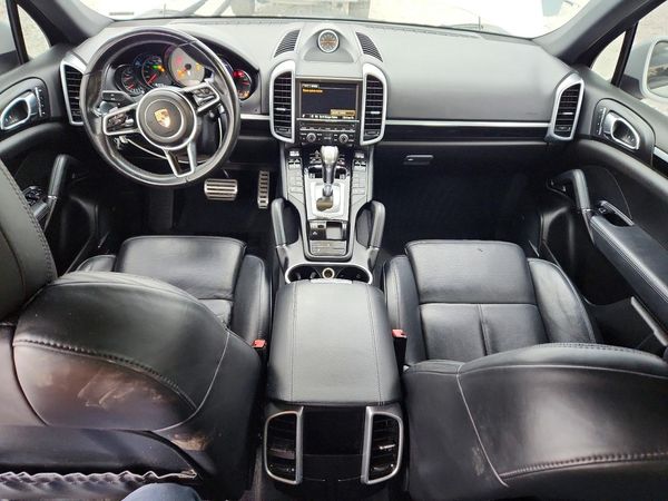 2016 PORSCHE CAYENNE — CKPT