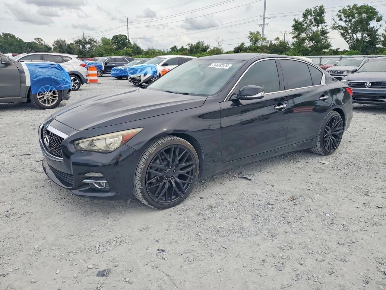 2017 INFINITI Q50 — Front 3/4