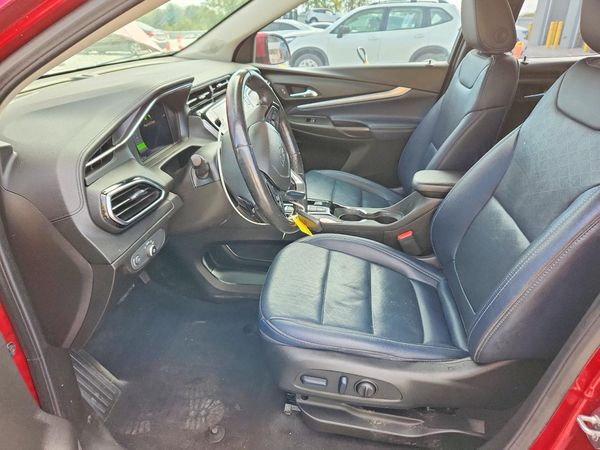 2023 CHEVROLET BOLT LT — DENT