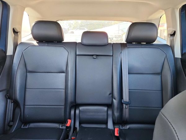 2020 VOLKSWAGEN TIGUAN 4Motion SE, 4Motion SEL — SUVN