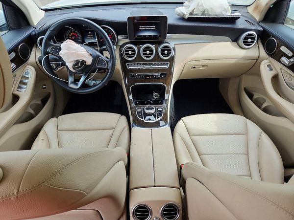 2017 MERCEDES-BENZ GLC-CLASS GLC300 — CKPT