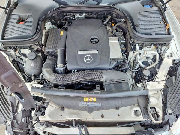 2017 MERCEDES-BENZ GLC-CLASS GLC300 — Engine bay