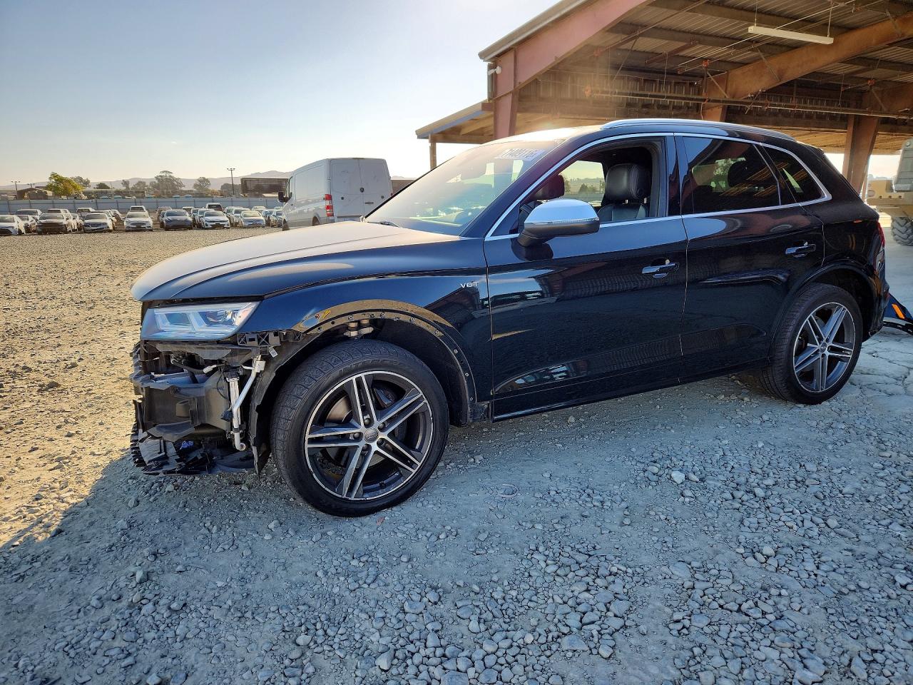 2018 AUDI SQ5 quattro Premium Plus — Front 3/4