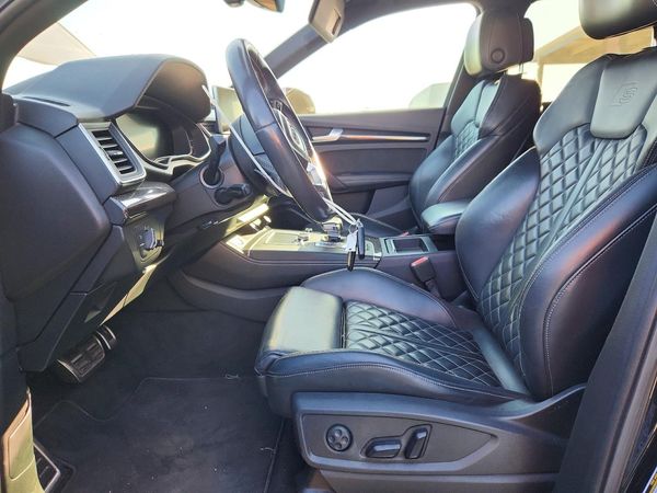 2018 AUDI SQ5 quattro Premium Plus — DENT