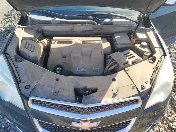 2015 CHEVROLET EQUINOX LTZ — Engine bay