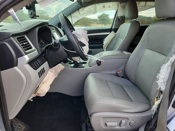 2014 TOYOTA HIGHLANDER Base/Hybrid — DENT