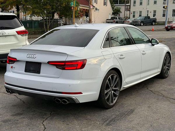2019 AUDI S4 quattro Premium Plus