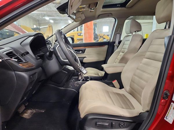 2017 HONDA CRV EX — DENT
