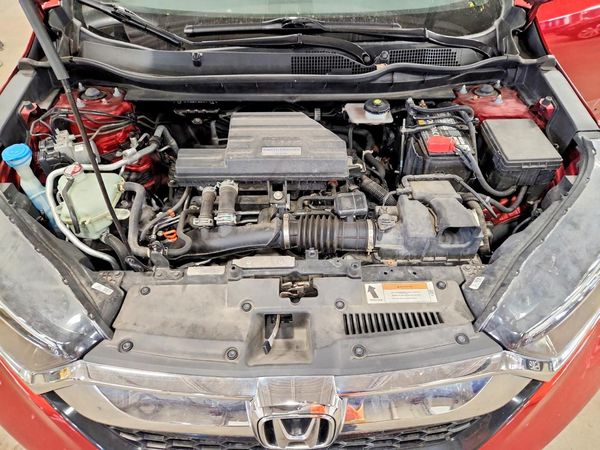 2017 HONDA CRV EX — Engine bay