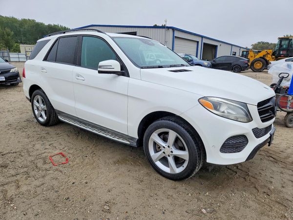 2016 MERCEDES-BENZ GLE GLE350 — Passenger 3/4
