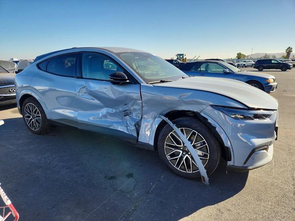 2025 FORD MUSTANG Premium — Passenger 3/4