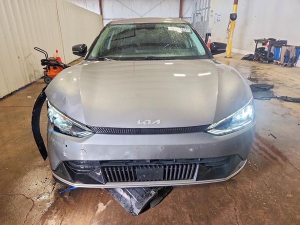 2023 KIA EV6 Light, Wind — DIRF