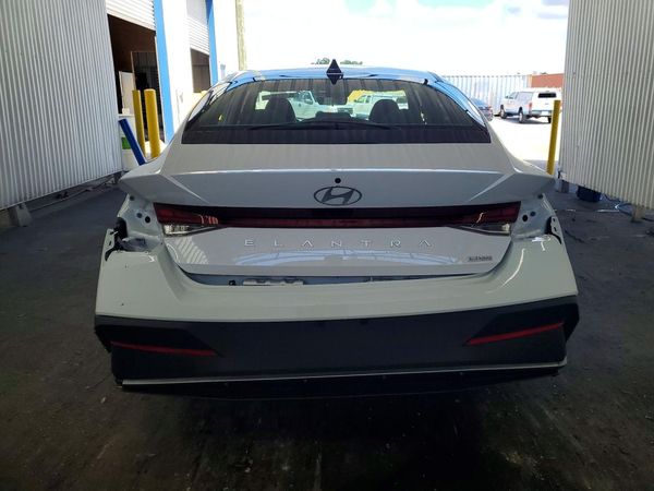 2026 HYUNDAI ELANTRA — DIRR