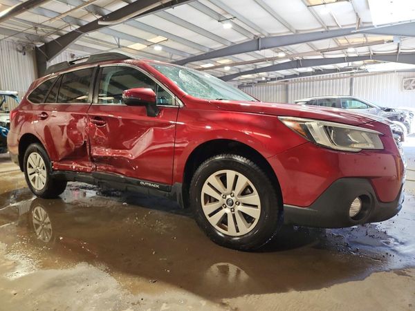 2018 SUBARU OUTBACK Premium+ES — Passenger 3/4