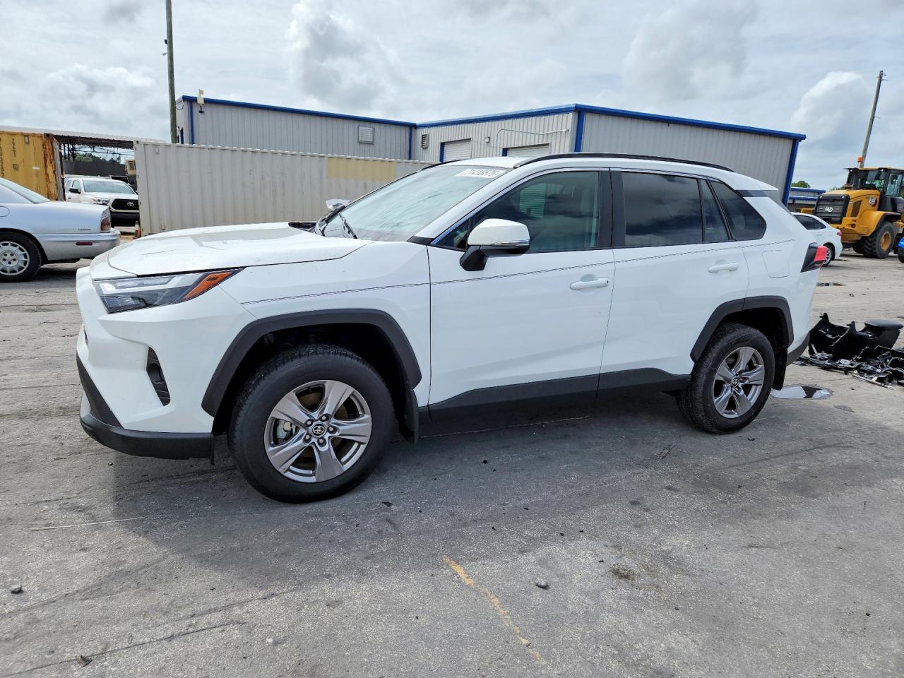 2025 TOYOTA RAV4 — Front 3/4