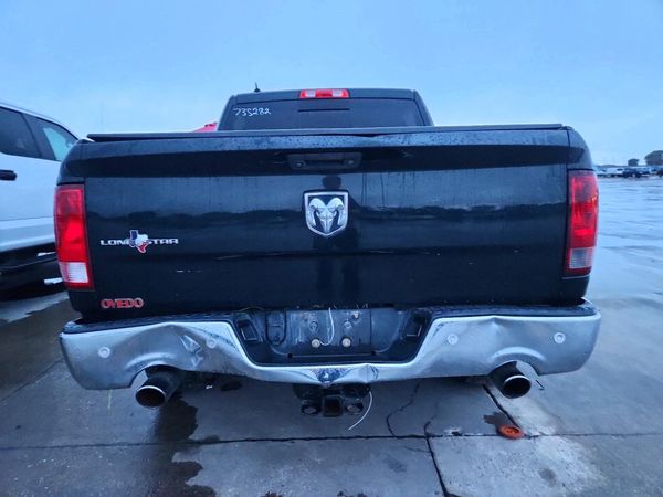 2015 RAM 1500 SLT — DIRR