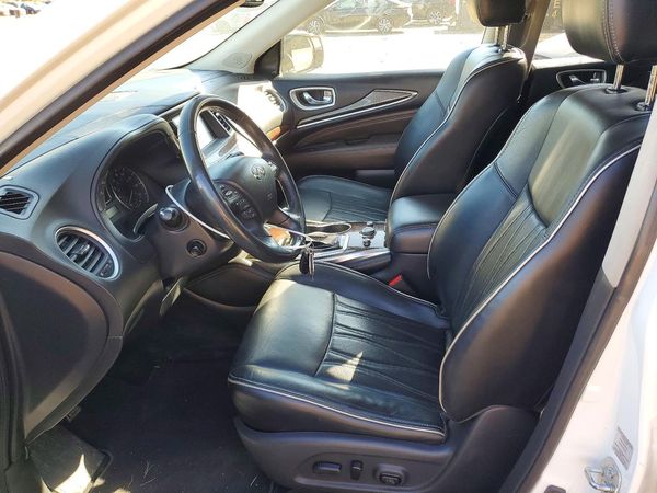 2018 INFINITI QX60 — DENT