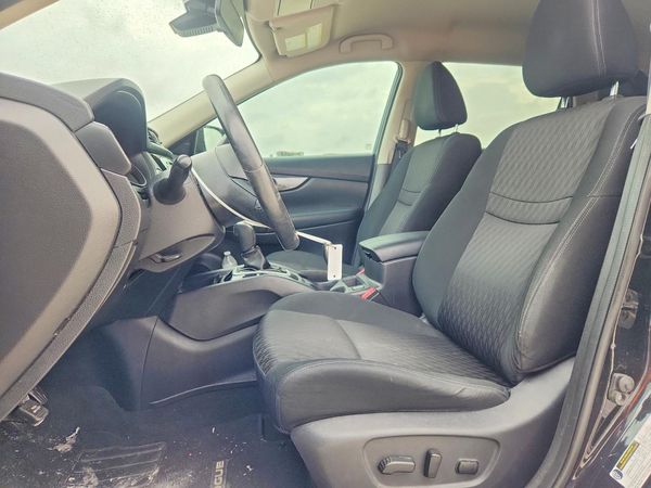 2019 NISSAN ROGUE — DENT