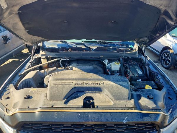2020 RAM 2500 Tradesman — Engine bay