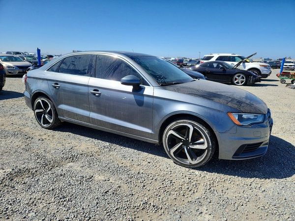 2015 AUDI A3 quattro Premium Plus — Passenger 3/4